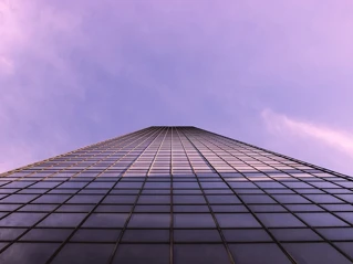 Byggnad med säkerhetstjänster från Addici